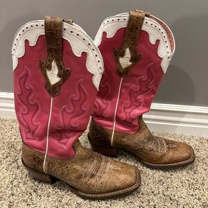 Ariat Women’s Boots. Size 8.5B